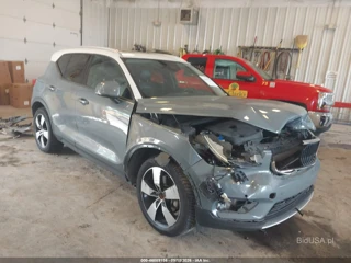 VOLVO VOLVO XC40 T5 MOMENTUM