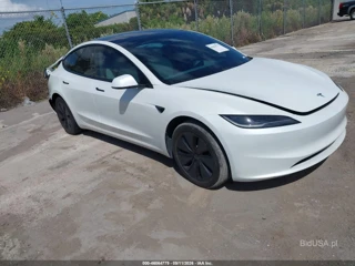 TESLA TESLA MODEL 3 LONG RANGE DUAL MOTOR ALL-WHEEL DRIVE/REAR-WHEEL DRIVE