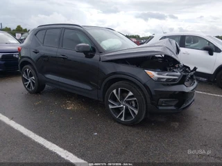 VOLVO VOLVO XC40 T5 R-DESIGN
