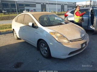 TOYOTA TOYOTA PRIUS