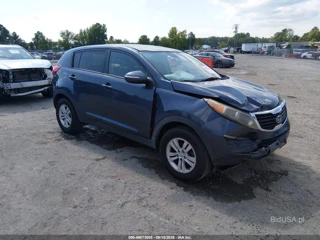 KIA KIA SPORTAGE LX