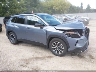 TOYOTA TOYOTA COROLLA CROSS HYBRID SE