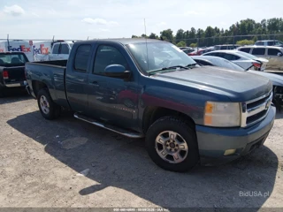 CHEVROLET CHEVROLET SILVERADO 1500 LTZ