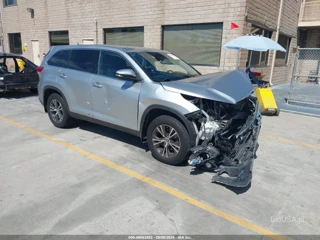 TOYOTA TOYOTA HIGHLANDER LE PLUS