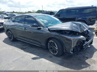 KIA KIA K4 GT-LINE