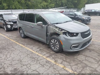CHRYSLER CHRYSLER PACIFICA HYBRID TOURING L