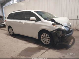 TOYOTA TOYOTA SIENNA LTD