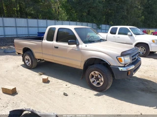TOYOTA TOYOTA TACOMA PRERUNNER V6