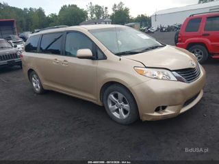 TOYOTA TOYOTA SIENNA LE V6