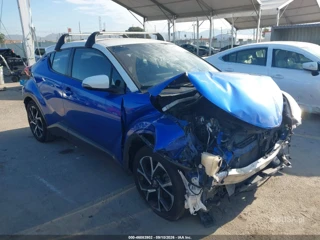 TOYOTA TOYOTA C-HR XLE PREMIUM