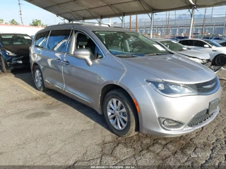 CHRYSLER CHRYSLER PACIFICA TOURING L