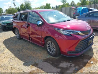 TOYOTA TOYOTA SIENNA LE