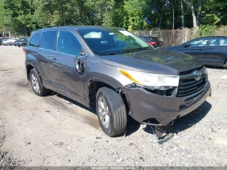 TOYOTA TOYOTA HIGHLANDER LE PLUS V6