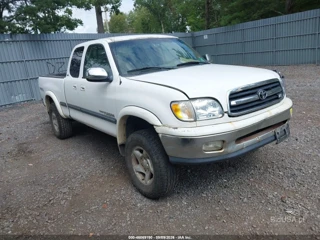 TOYOTA TOYOTA TUNDRA SR5 V8