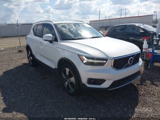 VOLVO VOLVO XC40 T5 MOMENTUM