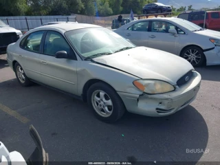 FORD FORD TAURUS SE