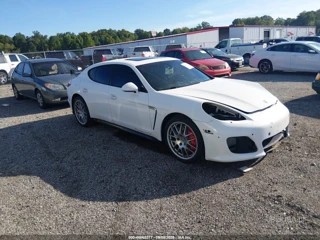 PORSCHE PORSCHE PANAMERA GTS