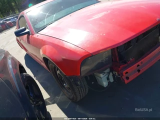 FORD FORD MUSTANG V6 DELUXE/V6 PREMIUM
