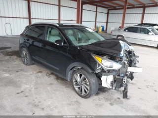 KIA KIA NIRO TOURING
