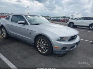 FORD FORD MUSTANG V6 PREMIUM