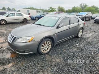 CHRYSLER 200 TOURING
