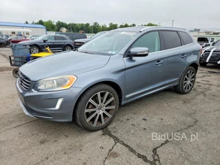 VOLVO XC60 T6 PLATINUM