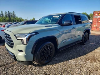 TOYOTA SEQUOIA SR5