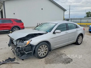 CHRYSLER 200 LX