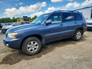TOYOTA HIGHLANDER SPORT