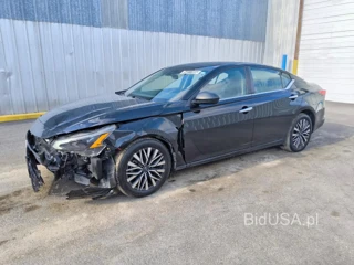 NISSAN ALTIMA SV