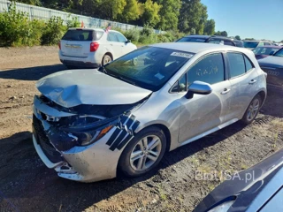 TOYOTA COROLLA HATCHBACK SE