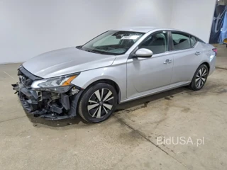 NISSAN ALTIMA SV