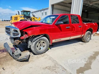 DODGE DAKOTA QUAD