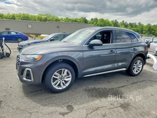 AUDI Q5 PREMIUM 45