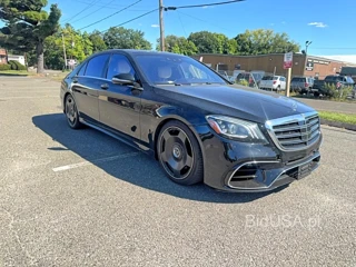 MERCEDES-BENZ S 560
