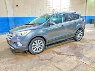 FORD ESCAPE TITANIUM