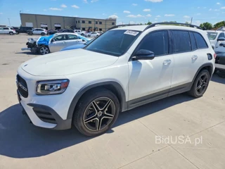 MERCEDES-BENZ GLB 250