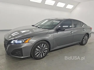 NISSAN ALTIMA SV
