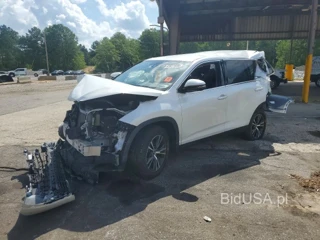 TOYOTA HIGHLANDER LE