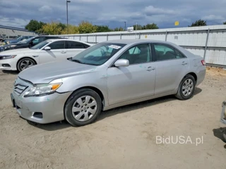 TOYOTA CAMRY BASE