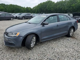 VOLKSWAGEN JETTA SE