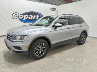 VOLKSWAGEN TIGUAN SE