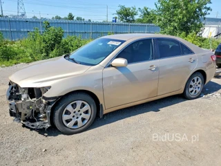 TOYOTA CAMRY BASE