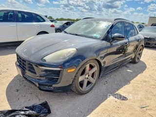 PORSCHE MACAN GTS