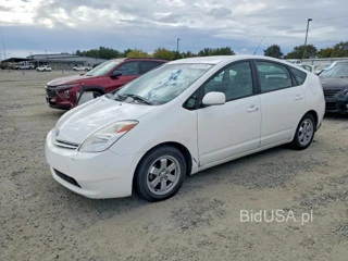 TOYOTA PRIUS BASE