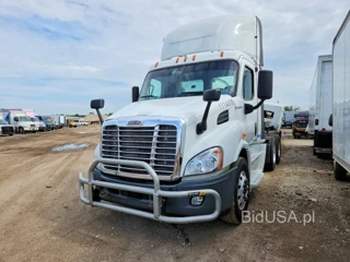 FREIGHTLINER CASCADIA