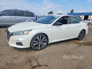 NISSAN ALTIMA SR