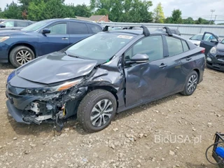 TOYOTA PRIUS PRIME XLE