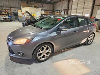 FORD FOCUS TITANIUM