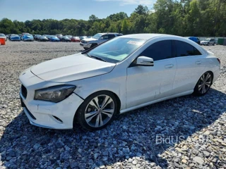 MERCEDES-BENZ CLA 250